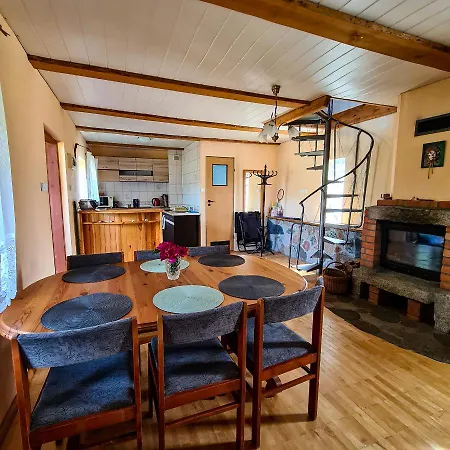 Pod Mazurskim Lasem Holiday home *