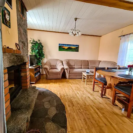 Pod Mazurskim Lasem Casa de Férias *